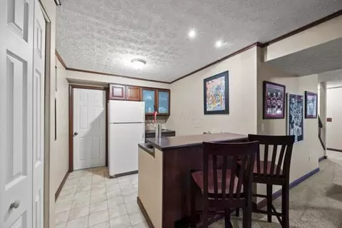 582 Adrian Dr, Delaware, OH 43015 photo 37
