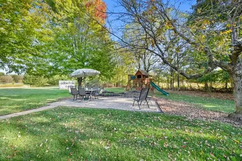 582 Adrian Dr, Delaware, OH 43015 photo 40