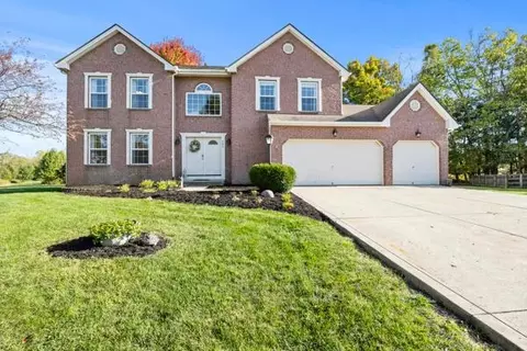 582 Adrian Dr, Delaware, OH 43015