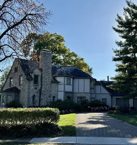 1741 Upper Chelsea Rd, Columbus, OH 43212