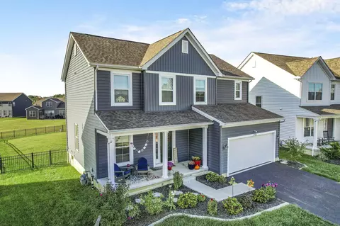2725 Carmie Dr, Blacklick, OH 43004