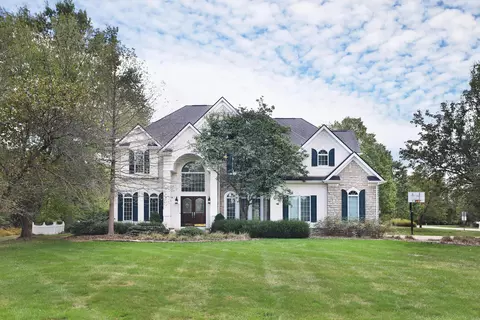 9149 Turfway Bend Dr, Powell, OH 43065