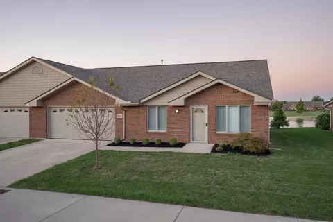 840 Autumn Chase Ln, Marysville, OH 43040