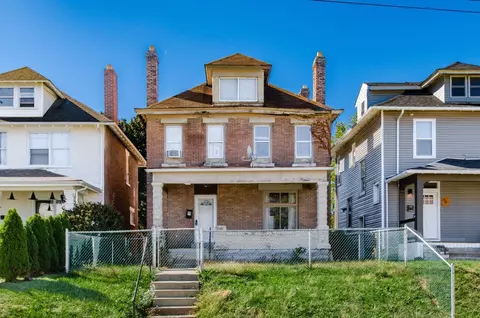 855 Studer Ave, Columbus, OH 43206