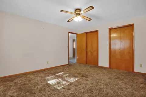 Bedroom - 400 James Ave, Mansfield, OH 44907 photo 6 of 6