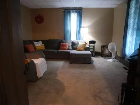 317 N 10th St, Cambridge, OH 43725