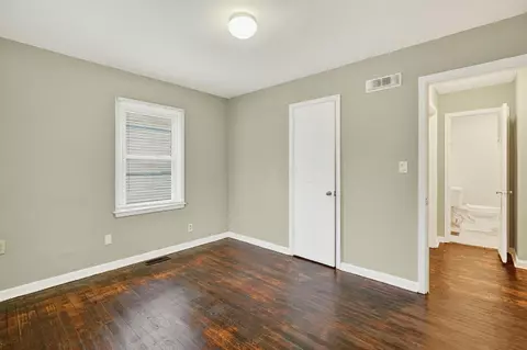 Bedroom - 59 N Everett Ave, Columbus, OH 43213 photo 2 of 4