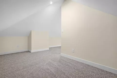 Bedroom - 389 E Mithoff St, Columbus, OH 43206 photo 5 of 5