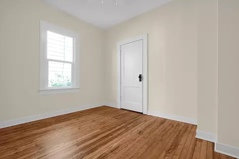 Bedroom - 389 E Mithoff St, Columbus, OH 43206 photo 2 of 5
