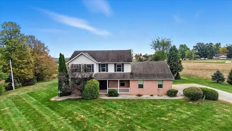 13618 Gilchrist Rd, Mount Vernon, OH 43050