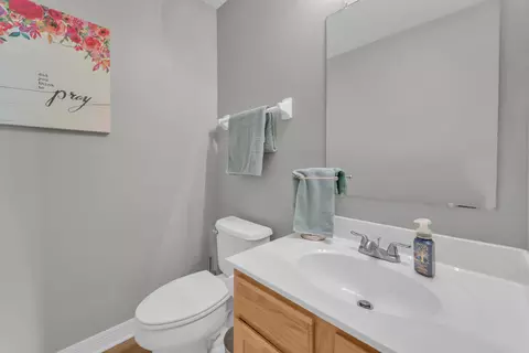 Bath - 5710 Boucher Dr, Orient, OH 43146 photo 1 of 3
