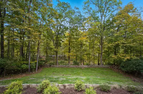 Exterior - 4640 Donegal Cliffs Dr, Dublin, OH 43017 photo 11 of 11