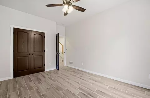 Bedroom - 4640 Donegal Cliffs Dr, Dublin, OH 43017 photo 5 of 6