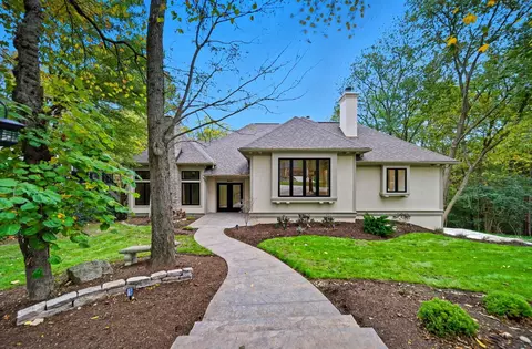 Exterior - 4640 Donegal Cliffs Dr, Dublin, OH 43017 photo 2 of 11