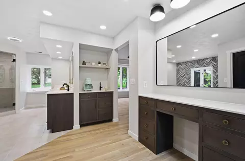 Bath - 4640 Donegal Cliffs Dr, Dublin, OH 43017 photo 5 of 8