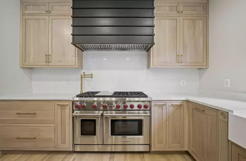Kitchen - 4640 Donegal Cliffs Dr, Dublin, OH 43017 photo 3 of 9