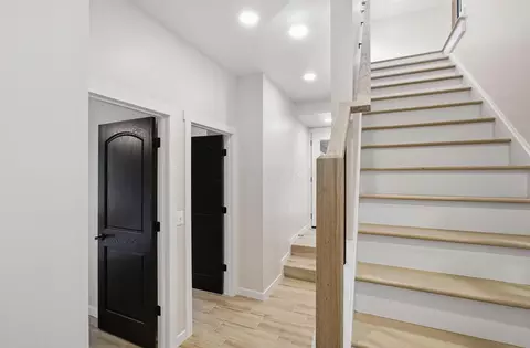 Entry Way - 4640 Donegal Cliffs Dr, Dublin, OH 43017 photo 6 of 6