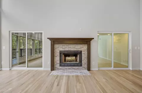 Living - 4640 Donegal Cliffs Dr, Dublin, OH 43017 photo 8 of 15