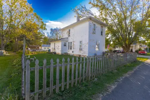 818 W Gambier St, Mount Vernon, OH 43050
