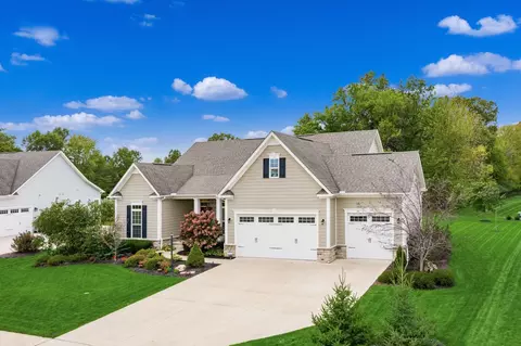 7454 Paradisio Dr, Galena, OH 43021