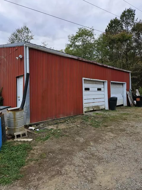 Exterior - 4181 Van Horn Rd, Bremen, OH 43107 photo 5 of 6
