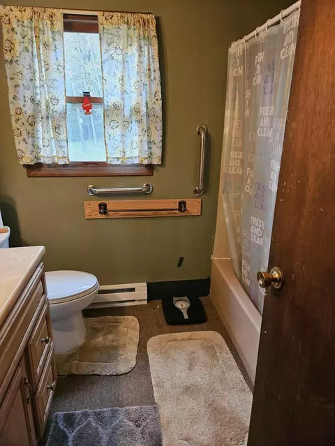 Bath - 4181 Van Horn Rd, Bremen, OH 43107 photo 1 of 3