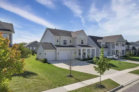 759 Avebury Dr, Pickerington, OH 43147
