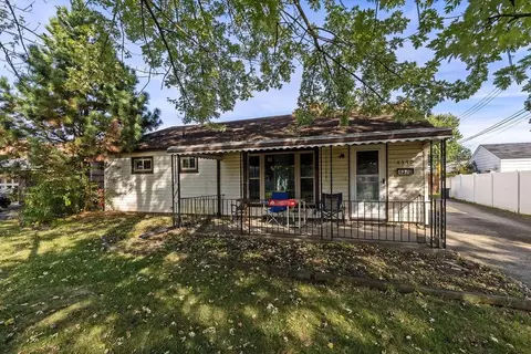 4370 Maplegrove Dr, Grove City, OH 43123