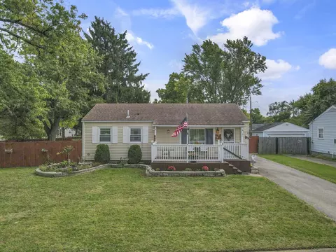 4501 Amesbury Rd, Columbus, OH 43227