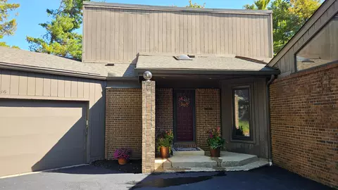 1616 Coppertree Rd #1615, Columbus, OH 43232