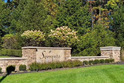 5259 Sorrento Ct, Westerville, OH 43082