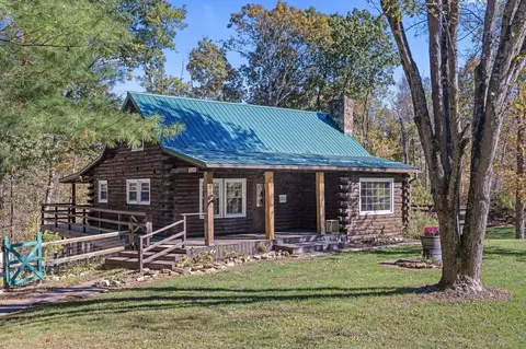 380 Urban Hill Rd, Zanesville, OH 43701