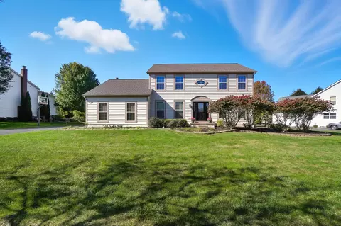 1135 Challis Springs Dr, New Albany, OH 43054