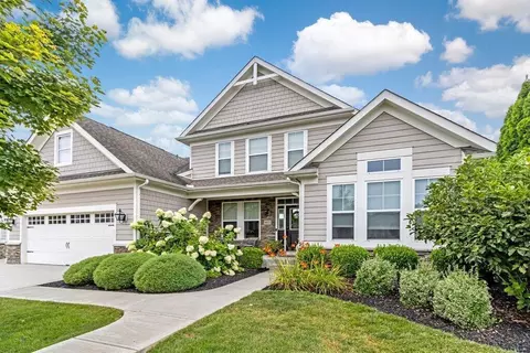 9653 Persimmon Pl, Plain City, OH 43064