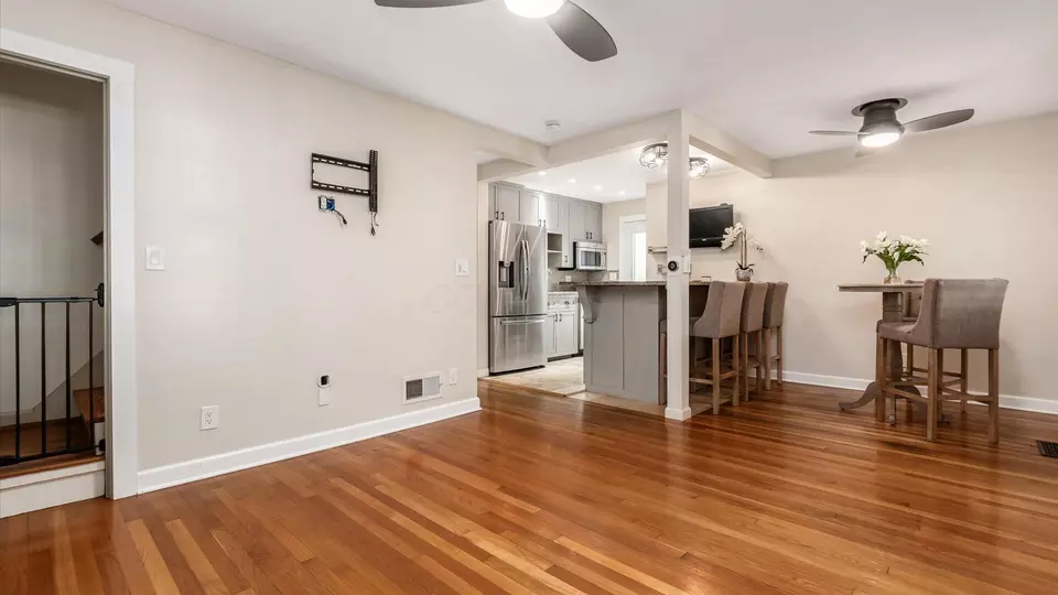 Living - 343 W Maple St, Granville, OH 43023 photo 3 of 6