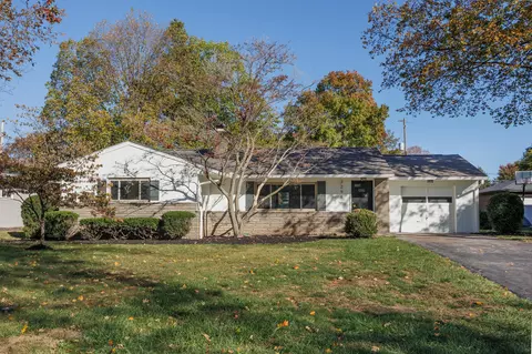 3296 Leighton Rd, Columbus, OH 43221