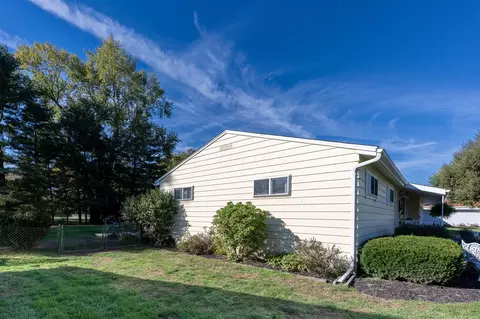Exterior - 71 Barb Ave, Heath, OH 43056 photo 13 of 13