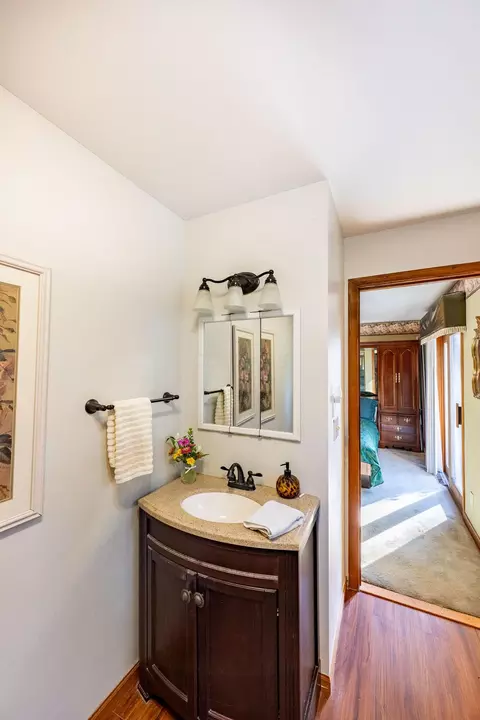 Bath - 71 Barb Ave, Heath, OH 43056 photo 4 of 4