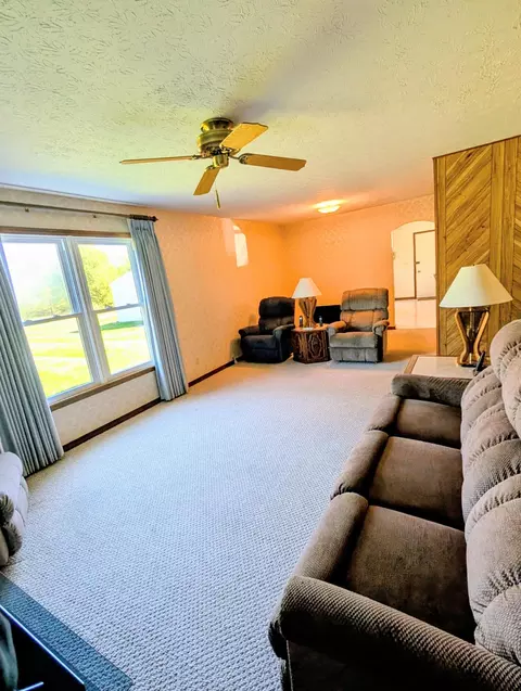 24440 Sisk Rd, Circleville, OH 43113 photo 10