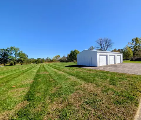 24440 Sisk Rd, Circleville, OH 43113 photo 30