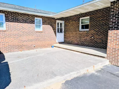 24440 Sisk Rd, Circleville, OH 43113 photo 4
