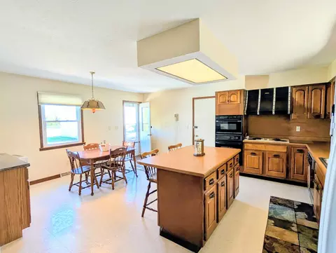 24440 Sisk Rd, Circleville, OH 43113 photo 7