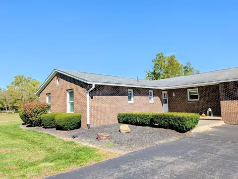 24440 Sisk Rd, Circleville, OH 43113 photo 3