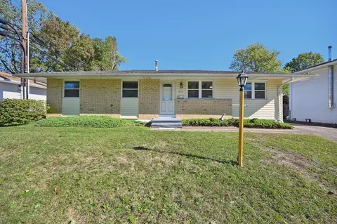4852 Colonel Perry Dr, Columbus, OH 43229