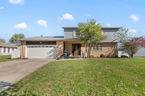 6338 Beaver Lake Dr, Grove City, OH 43123