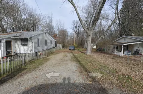 475 Union St, Buckeye Lake, OH 43008