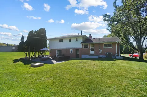 Exterior - 26 Thomaston Trl, Springfield, OH 45503 photo 11 of 17