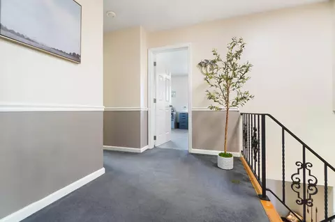 Entry Way - 26 Thomaston Trl, Springfield, OH 45503 photo 10 of 10