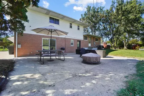 Exterior - 26 Thomaston Trl, Springfield, OH 45503 photo 13 of 17