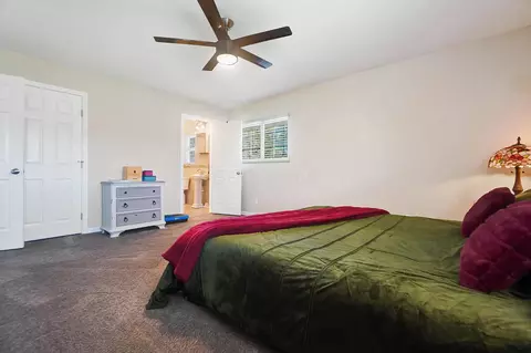 Bedroom - 26 Thomaston Trl, Springfield, OH 45503 photo 3 of 9